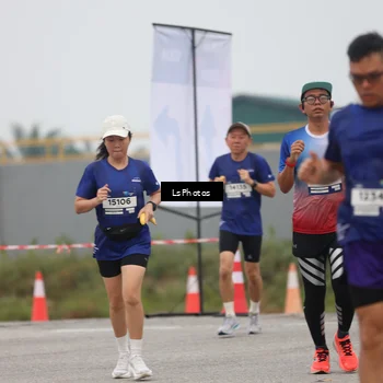 Runner Photo 7360940