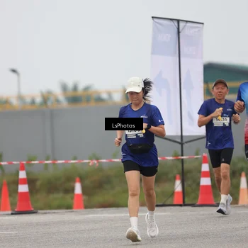 Runner Photo 7360942