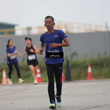 Runner Photo 7360957