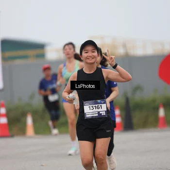 Runner Photo 7360983