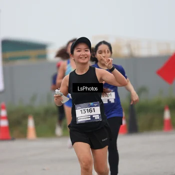 Runner Photo 7360990