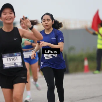 Runner Photo 7360995