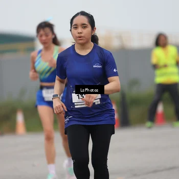 Runner Photo 7361010