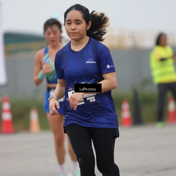 Runner Photo 7361017