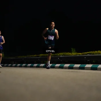 Runner Photo 7361069