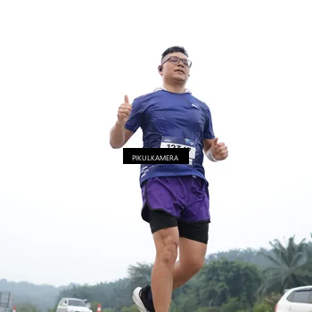 Runner Photo 7361151