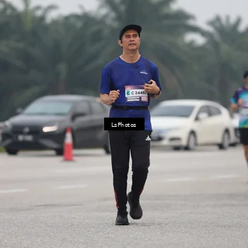 Runner Photo 7361165