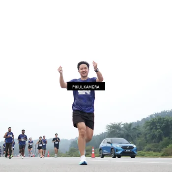 Runner Photo 7361211