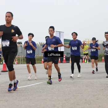 Runner Photo 7361244