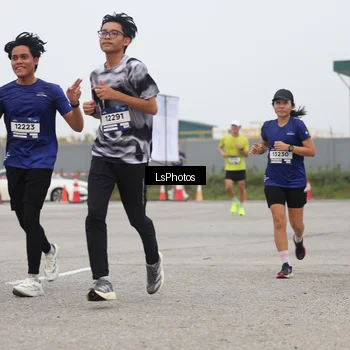Runner Photo 7361305