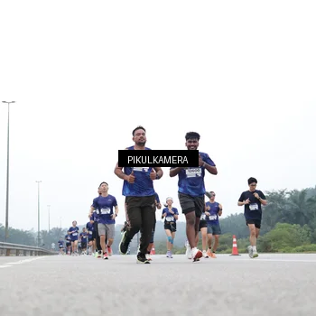 Runner Photo 7361351