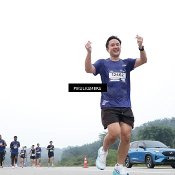 Runner Photo 7361365