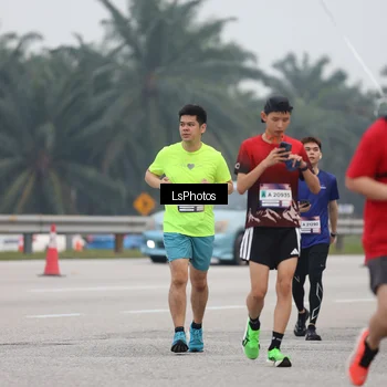 Runner Photo 7361394