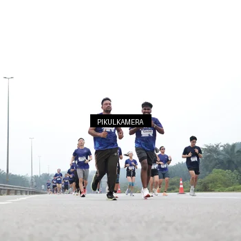 Runner Photo 7361408