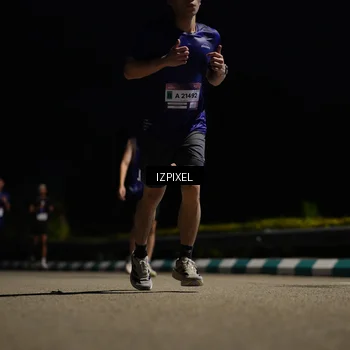 Runner Photo 7361411