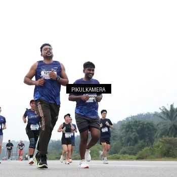 Runner Photo 7361451