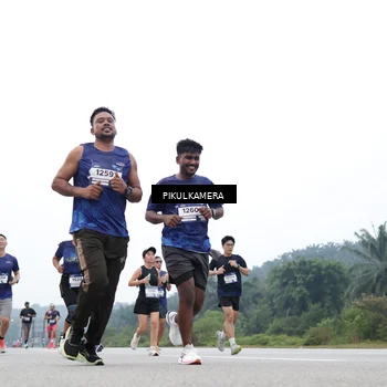 Runner Photo 7361482