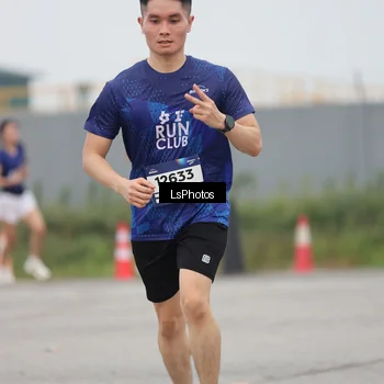Runner Photo 7361509