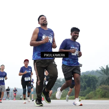 Runner Photo 7361523