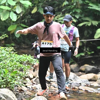 Runner Photo 7361591