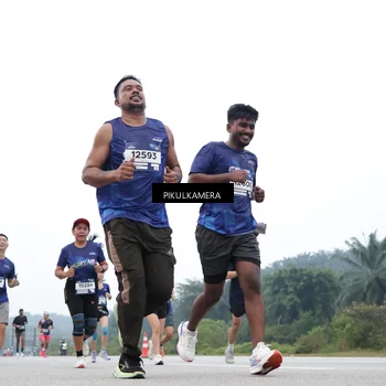 Runner Photo 7361603