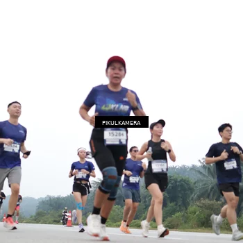 Runner Photo 7361604