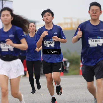 Runner Photo 7361630