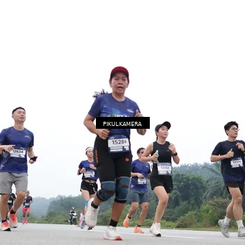 Runner Photo 7361640