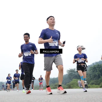 Runner Photo 7361644