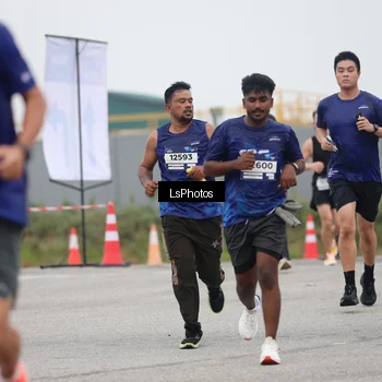 Runner Photo 7361663