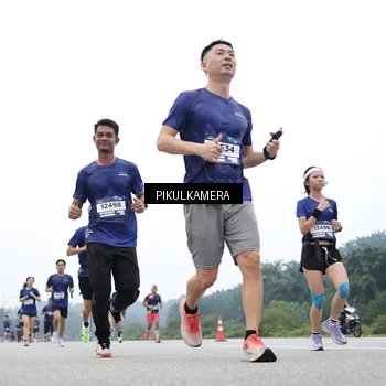 Runner Photo 7361670
