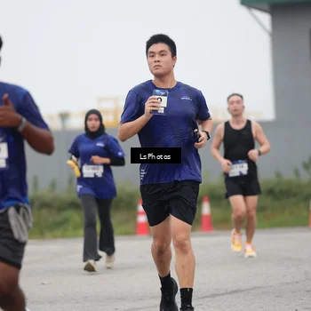 Runner Photo 7361693