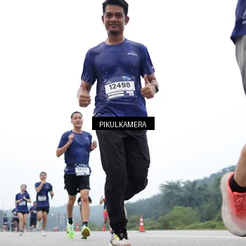 Runner Photo 7361741