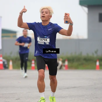 Runner Photo 7361760