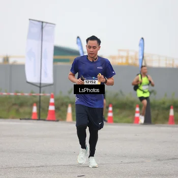 Runner Photo 7361785
