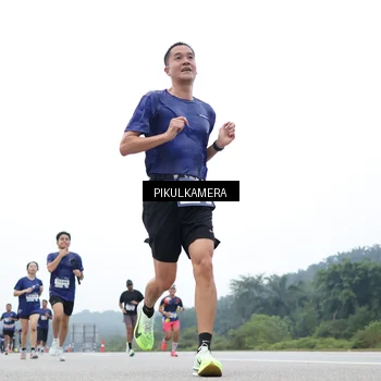 Runner Photo 7361796