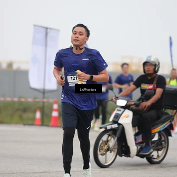 Runner Photo 7361819