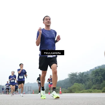 Runner Photo 7361821