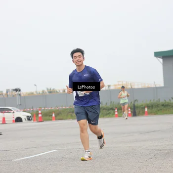 Runner Photo 7361836