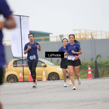 Runner Photo 7361876