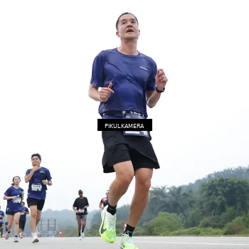 Runner Photo 7361878