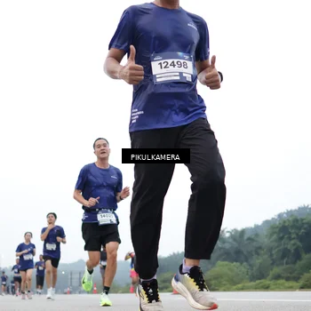 Runner Photo 7361879