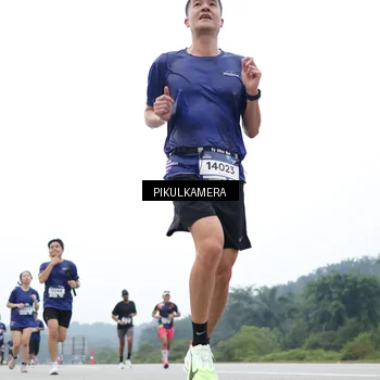 Runner Photo 7361930