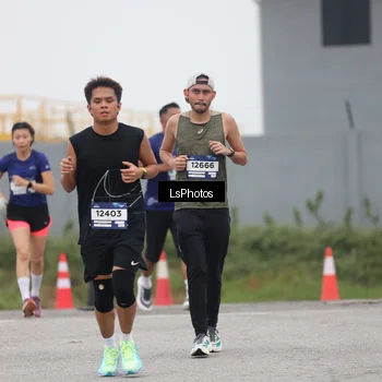 Runner Photo 7362000