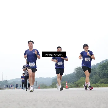 Runner Photo 7362301