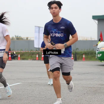 Runner Photo 7362489