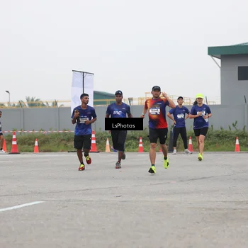Runner Photo 7362533