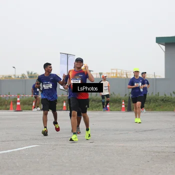 Runner Photo 7362627