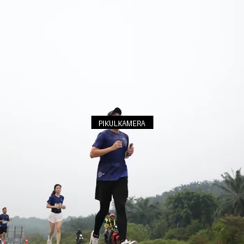 Runner Photo 7362750