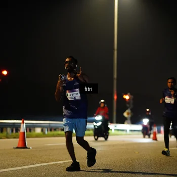 Runner Photo 7362794